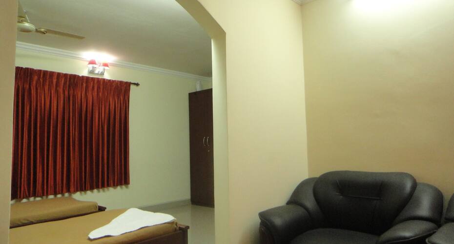 The Sholling Residency, Chennai 5